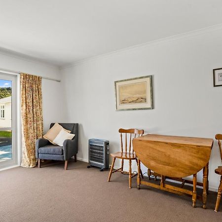 Karori Kabin - Karori Holiday Home Wellington Exterior photo